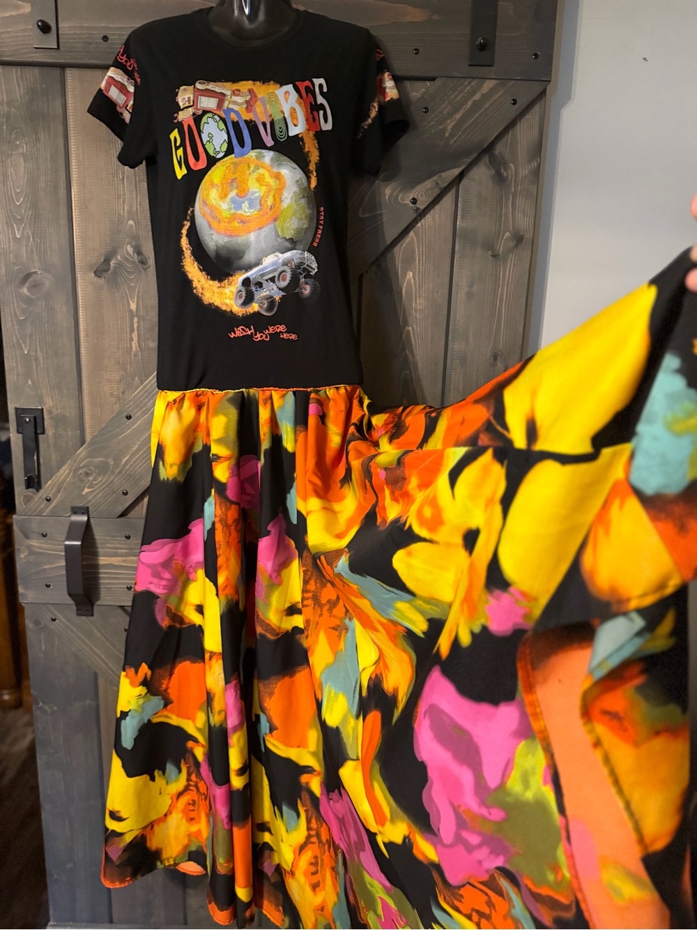 Upcycled Tshirt Dress with full Maxi Skirt - Picture 3 of 9